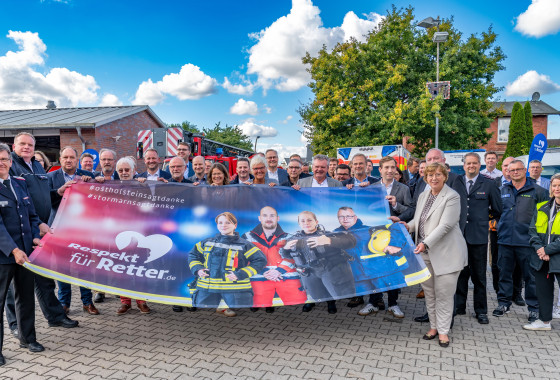 1 Respekt fuer Retter Auftaktveraanstaltung Foto Torsten Vollbrecht