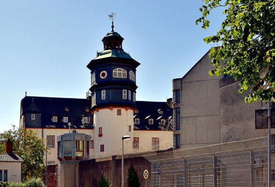 geros prison 4407496 1280
